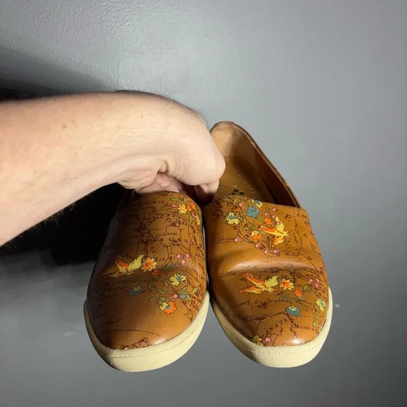 Patricia Nash Lola Slip On Sneakers Womens Size 7 - Picture 4 of 8